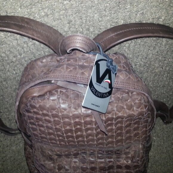VALENTINA-Woven Brown Leather Traditional Shape Backpack/Knapsack-GORGEOUS! NWT - Picture 3 of 9